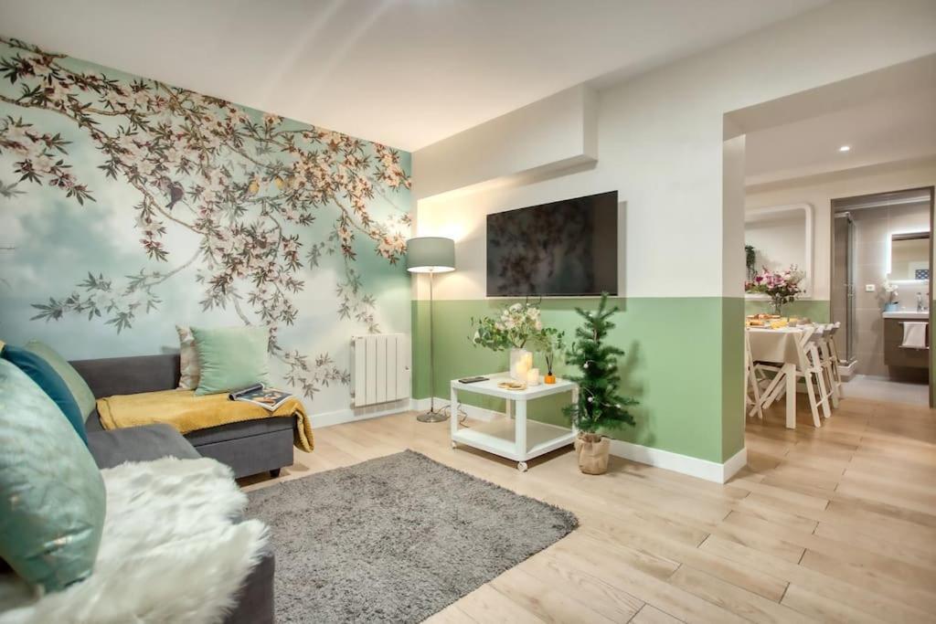 Amazing Apart New Bastille 3 Bedrooms 2 Bathrooms Párizs Kültér fotó